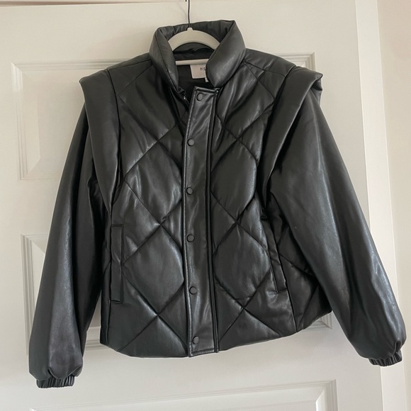 Pistola Callista Long Sleeve Puffer Jacket & Vest in Noir - Picture 4 of 6